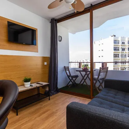 Lighthouse Friendly Πλάγια ντελ Ινγκλές